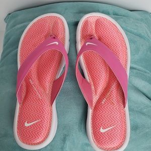 NIKE Comfort Footbed Flip Flops
